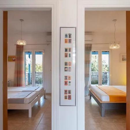 Thomas House * פארוס